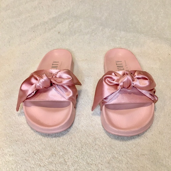 Puma Shoes - Fenty x PUMA Pink Bow Slides